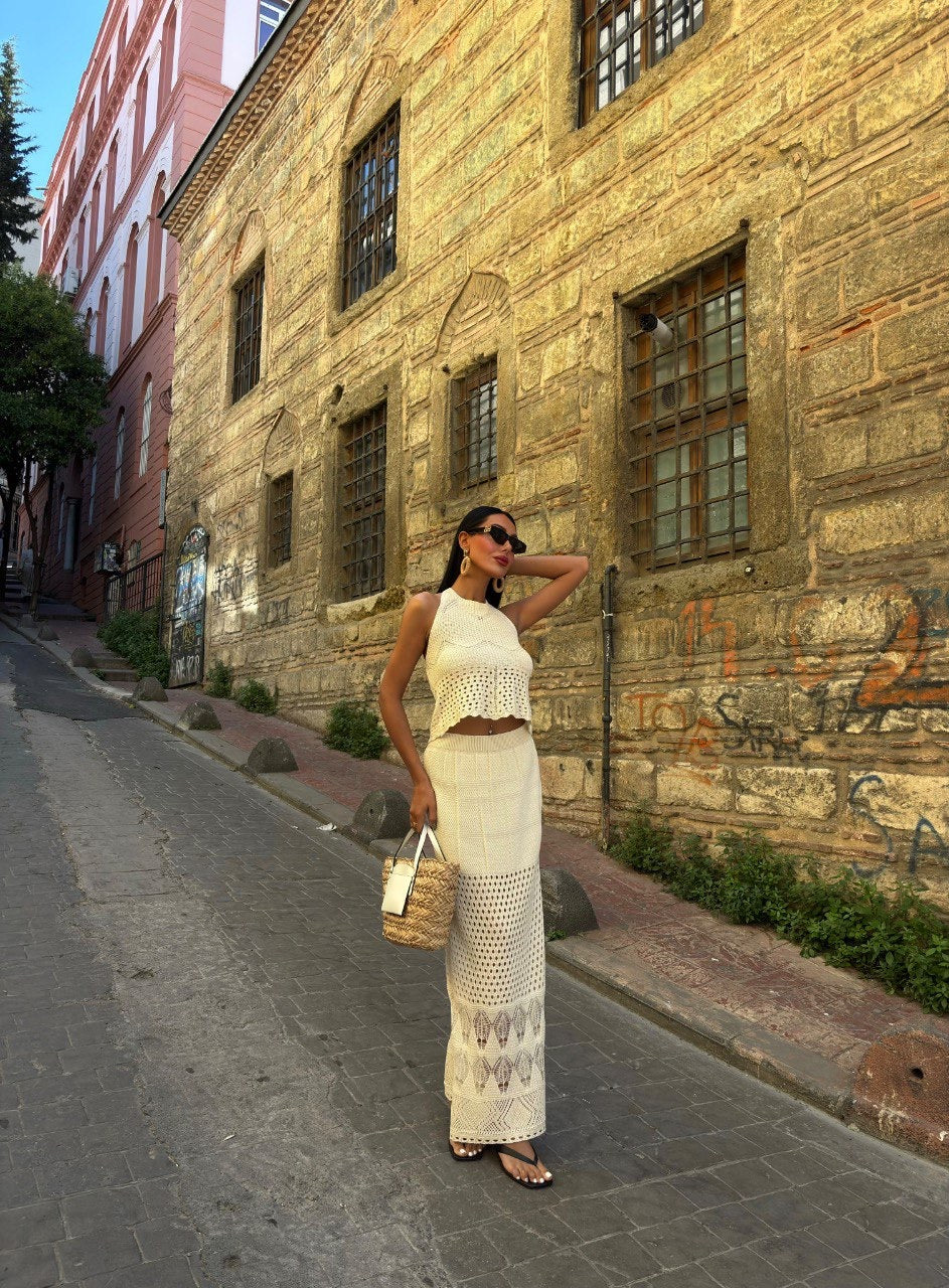 Cream backless set
