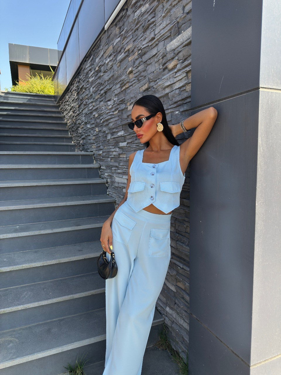 Sleeveless set