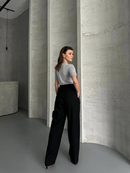 Wide leg trousers