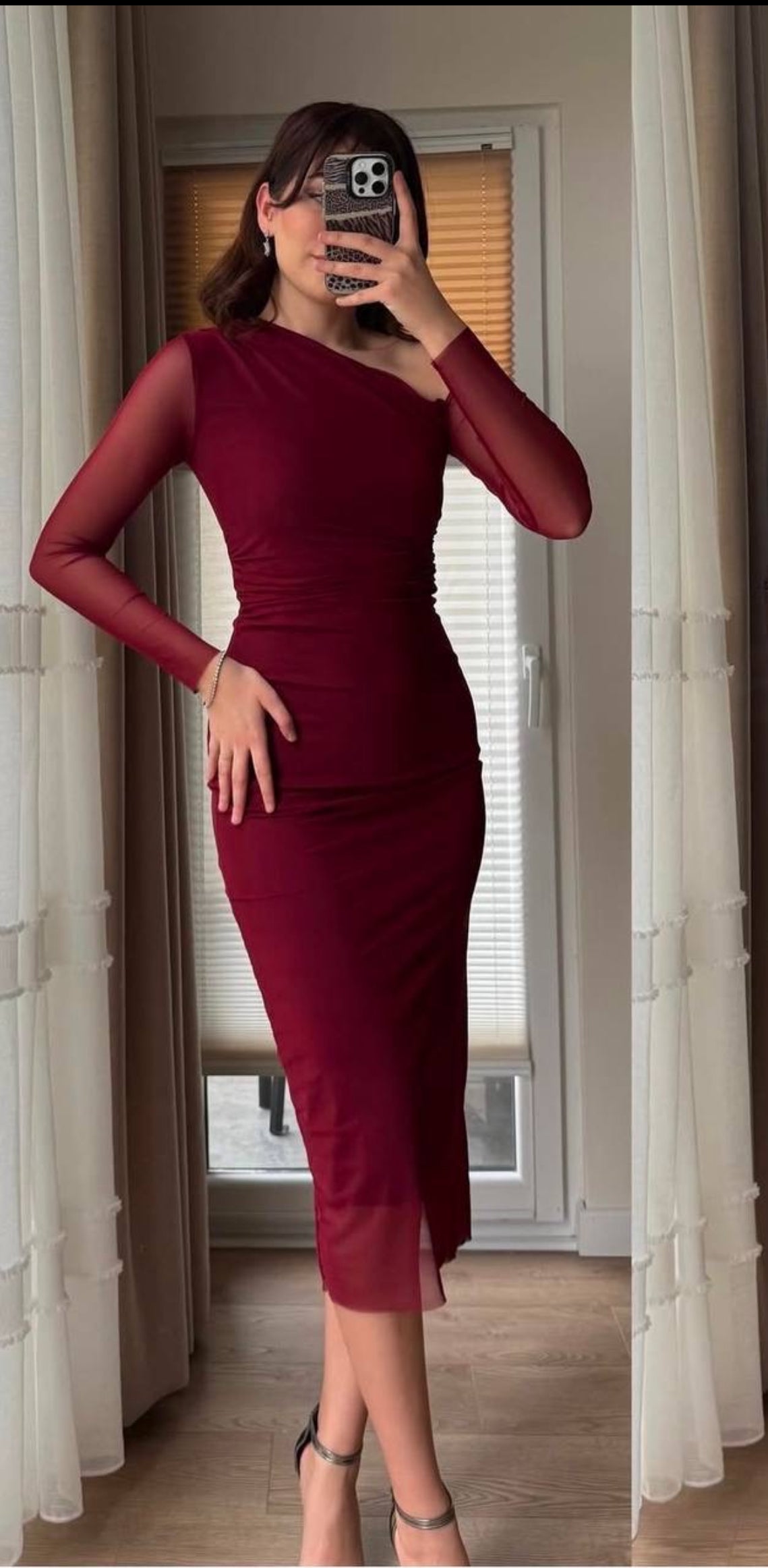 One off shoulder mesh dress