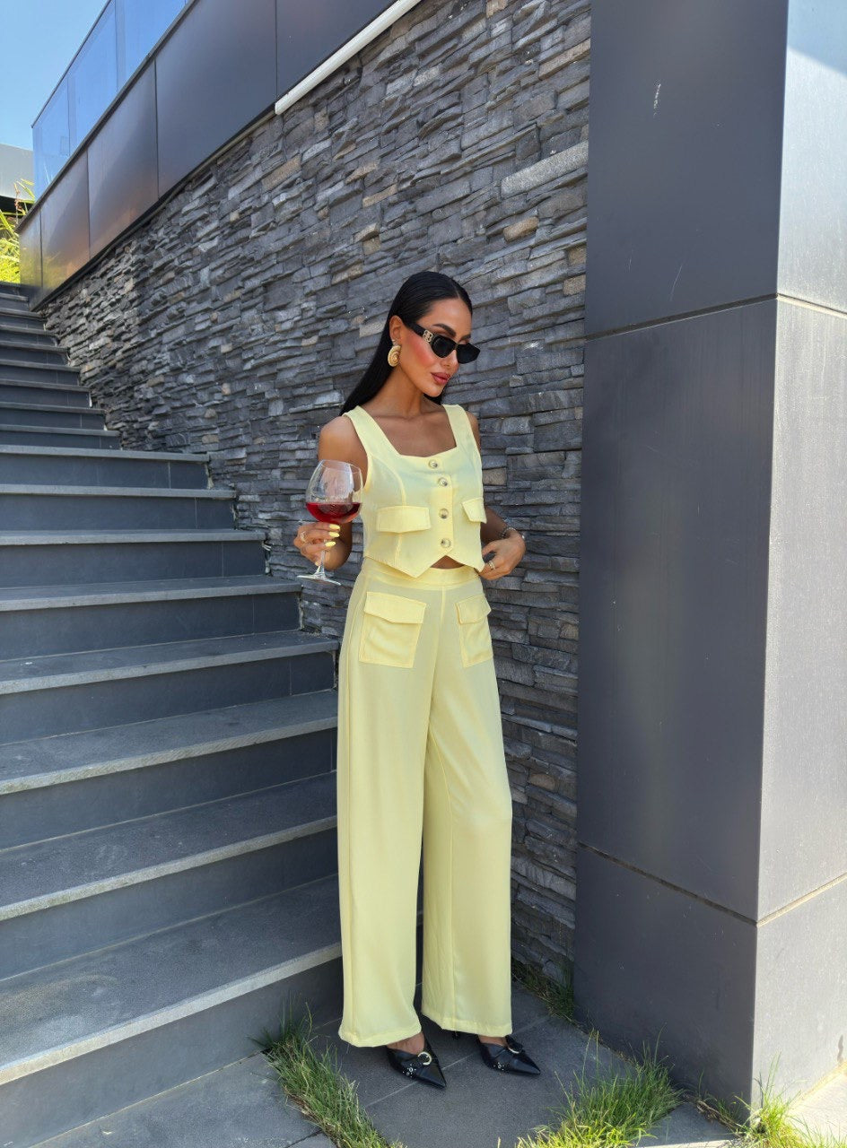 Sleeveless set