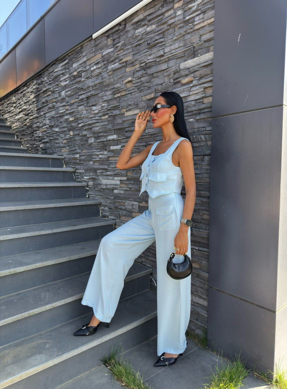Sleeveless set